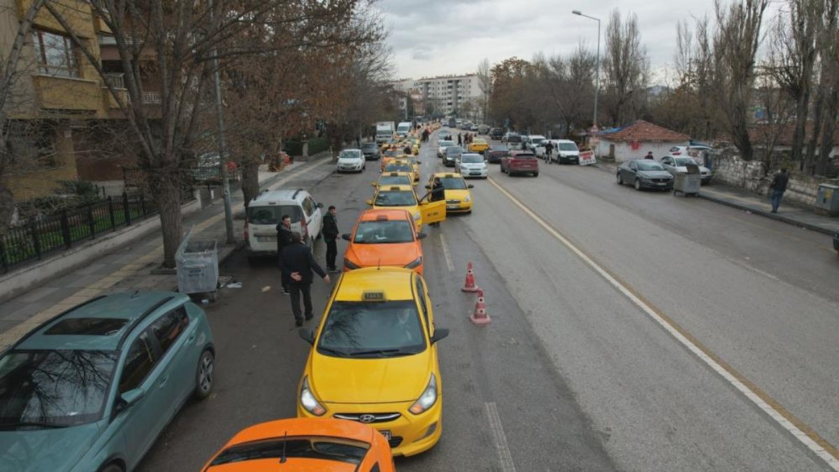 Ankara'da taksi ücretine yüzde 30 zam! İndi-bindi fiyatı arttı..