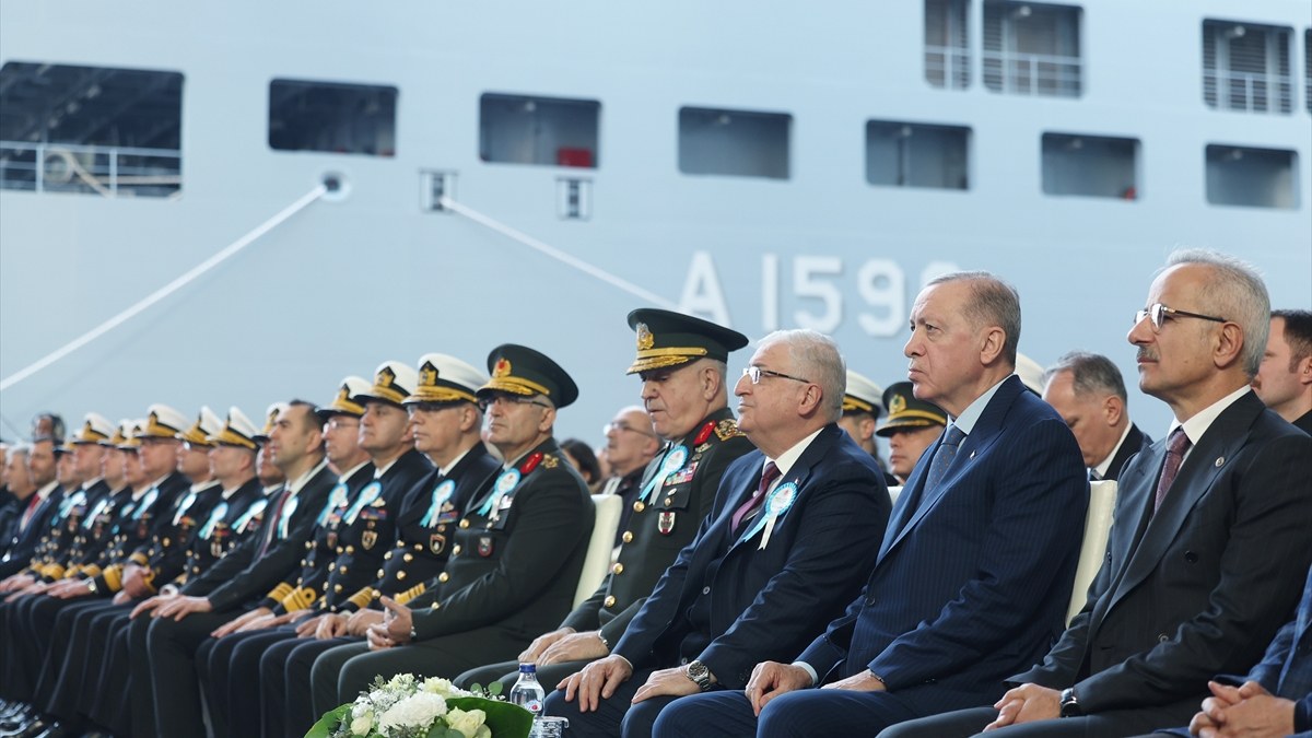 3 gemi ve 1 insansız deniz aracı Cumhurbaşkanı Erdoğan'ın katılımıyla orduya teslim edildi