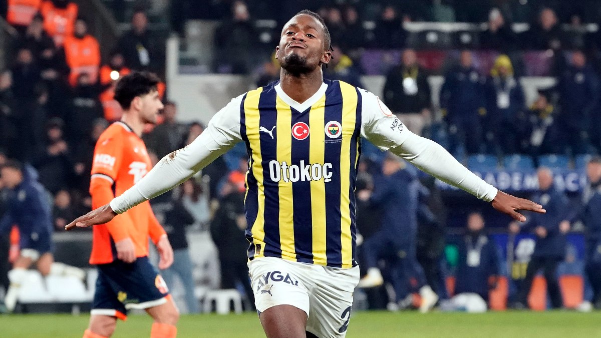 Michy Batshuayi gollerine devam ediyor