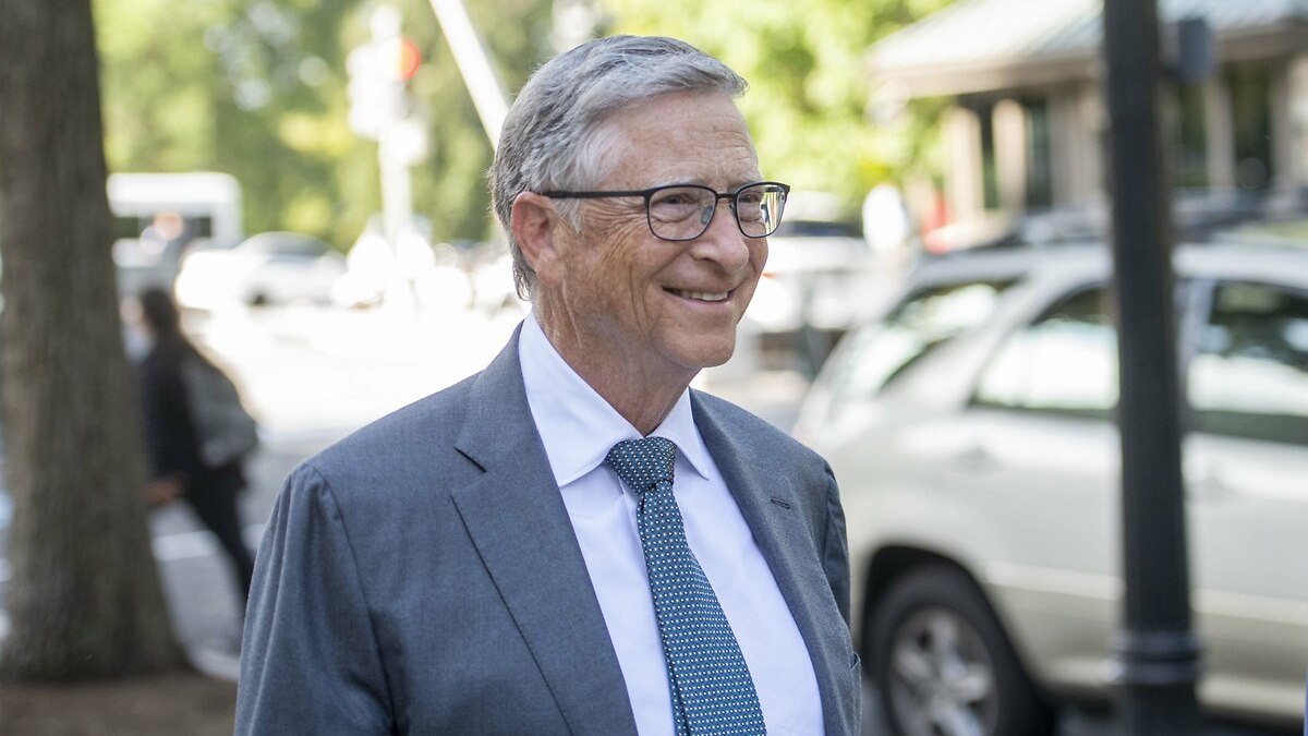 Komplo teorilerinin merkezindeki Bill Gates konuştu: Kimseye çip taktırmadım