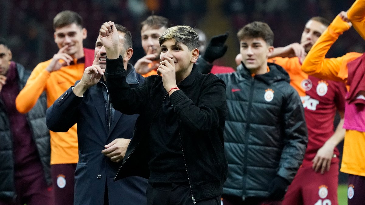 Galatasaray'da maç sonu 3'lüsü Ali Yiğit Buruk'tan