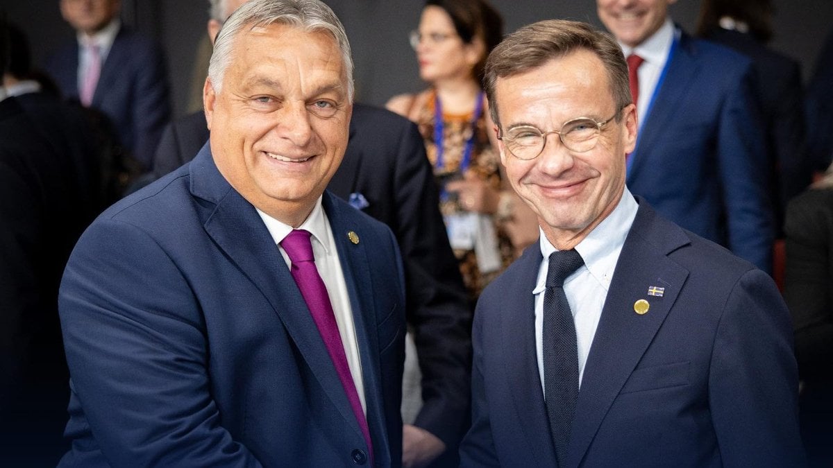 Orban'dan Kristersson'a davet: Macaristan ile İsveç, NATO üyeliğini görüşecek