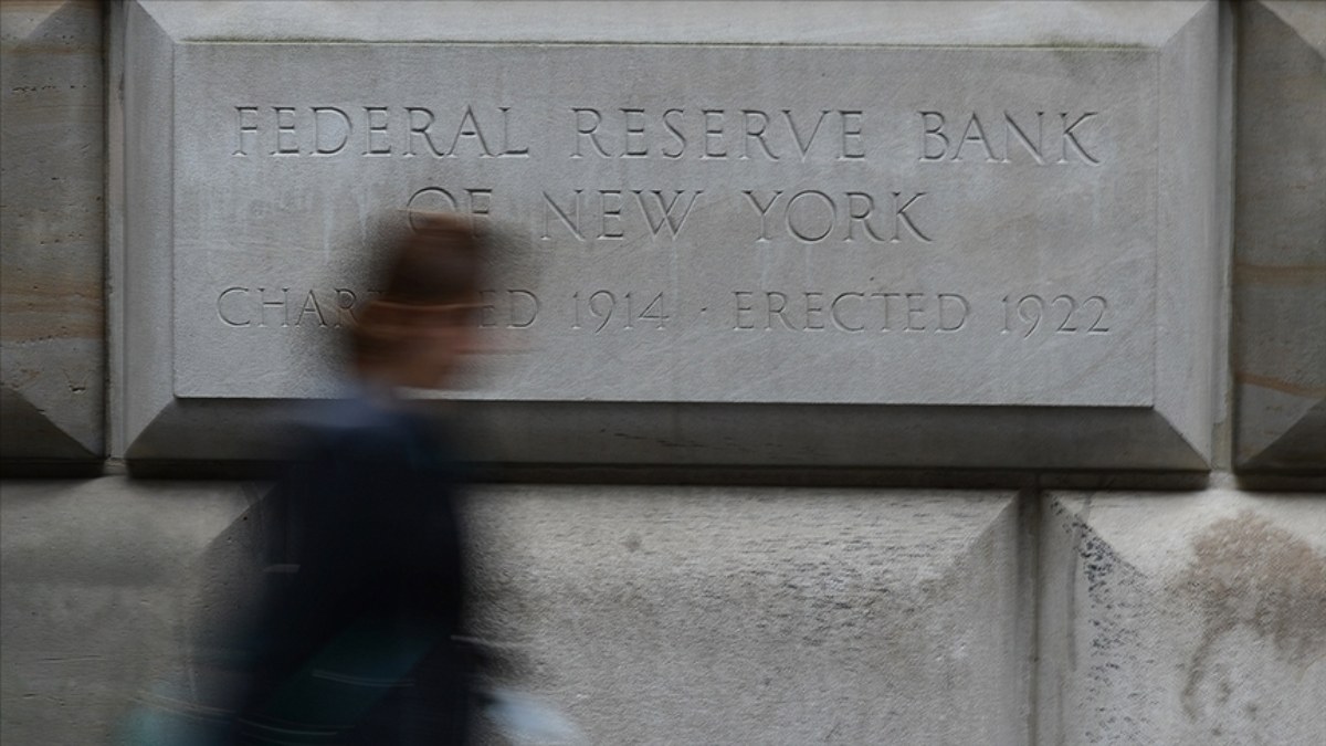 Fed'in üst düzey personeline yatırım kısıtlaması