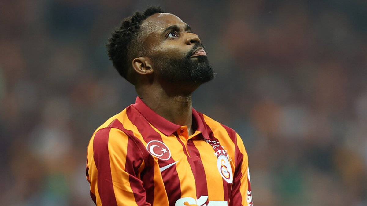 Galatasaray bir oyuncusunu daha satıyor! Cedric Bakambu 5 milyon euro kazandıracak