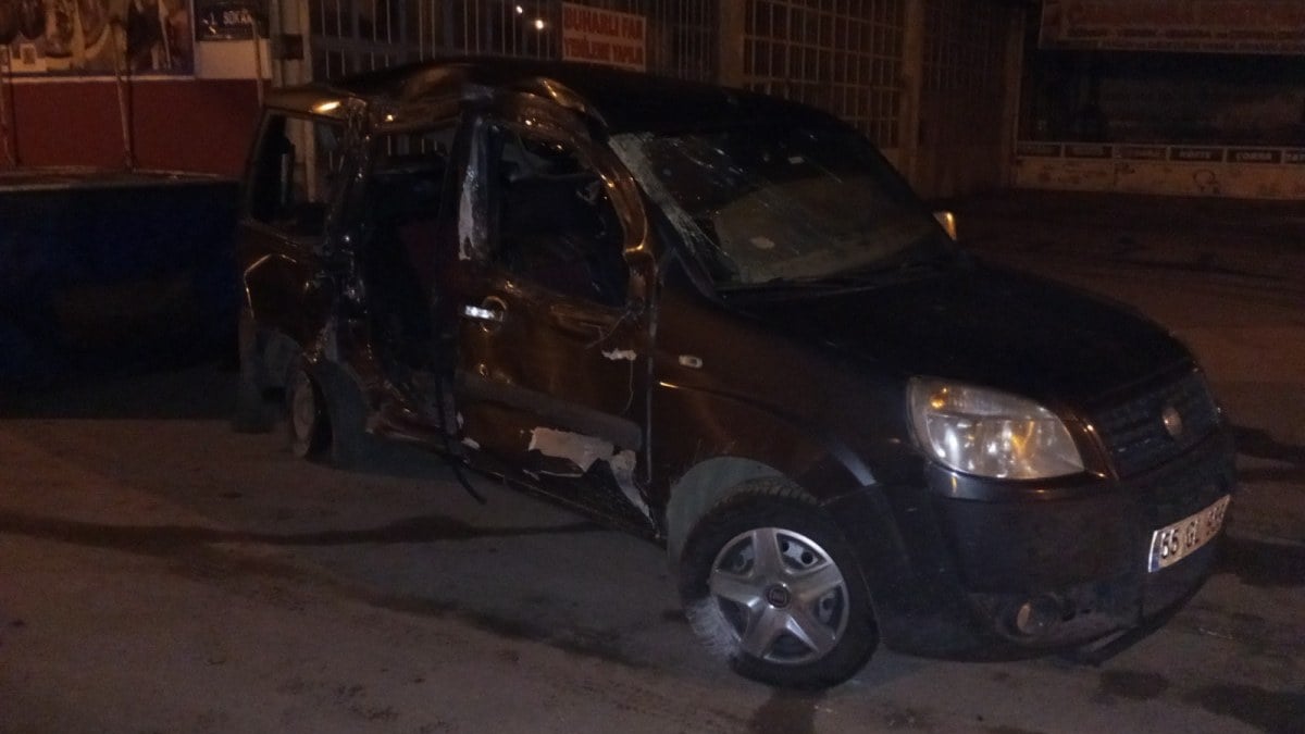 Samsun'da hafif ticari aracın direğe çarptığı kazada 1 kişi öldü