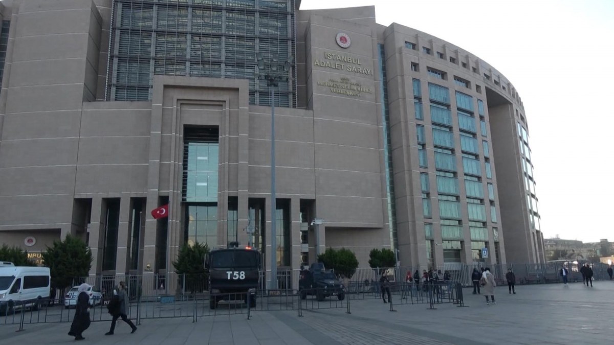 İstanbul Adalet Sarayı'nda güvenlik önlemleri artırıldı