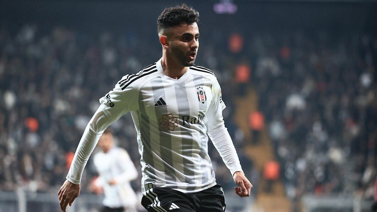 Beşiktaş'a Rachid Ghezzal'dan kötü haber! İlk 11'den çıkarıldı