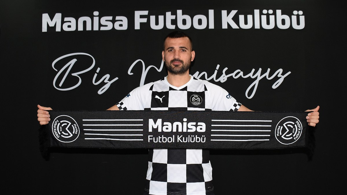 Manisa FK, Eduart Roca için imza töreni düzenledi