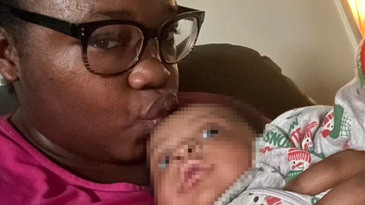 ABD'de bebeğini beşik yerine fırına koydu: Yaşamını yitirdi