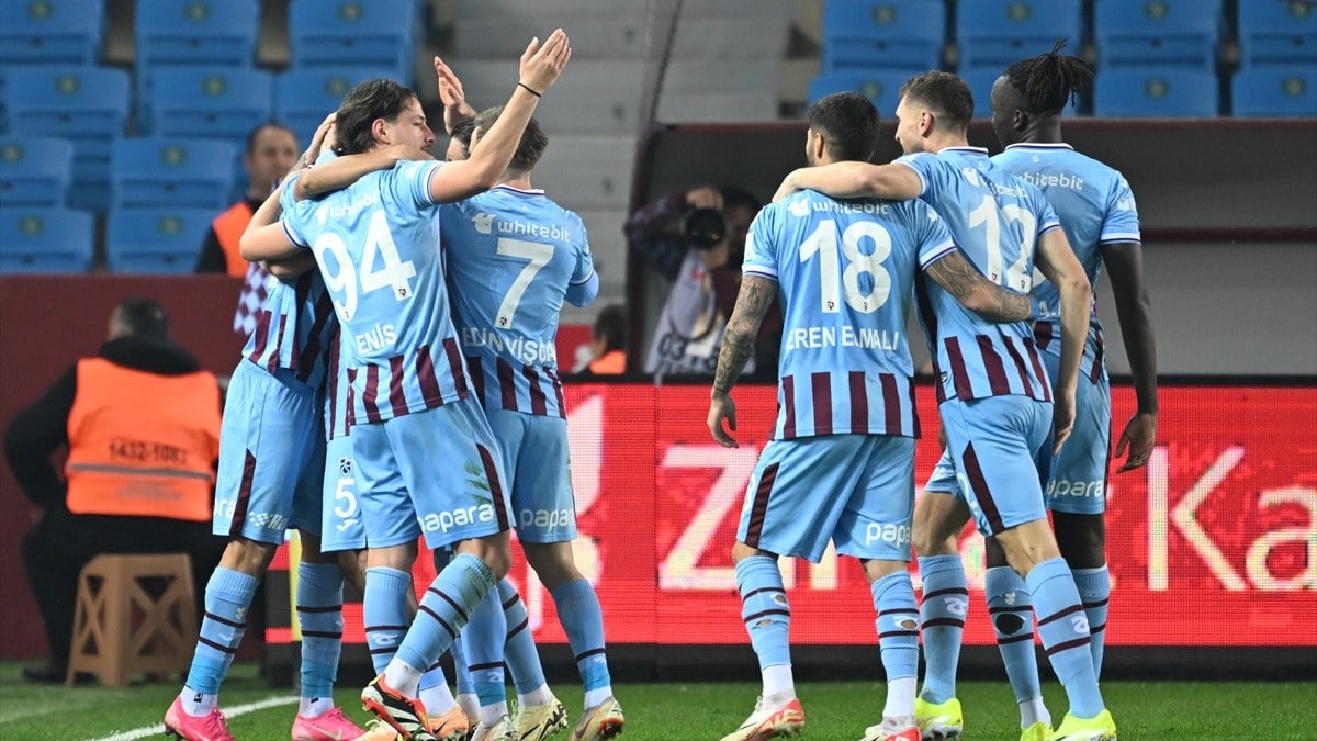Trabzonspor, Hatayspor'u iki golle geçti