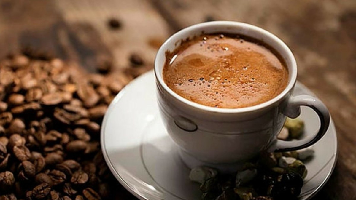 Günde 1 fincan Türk kahvesi içmenin faydaları bakın neymiş...