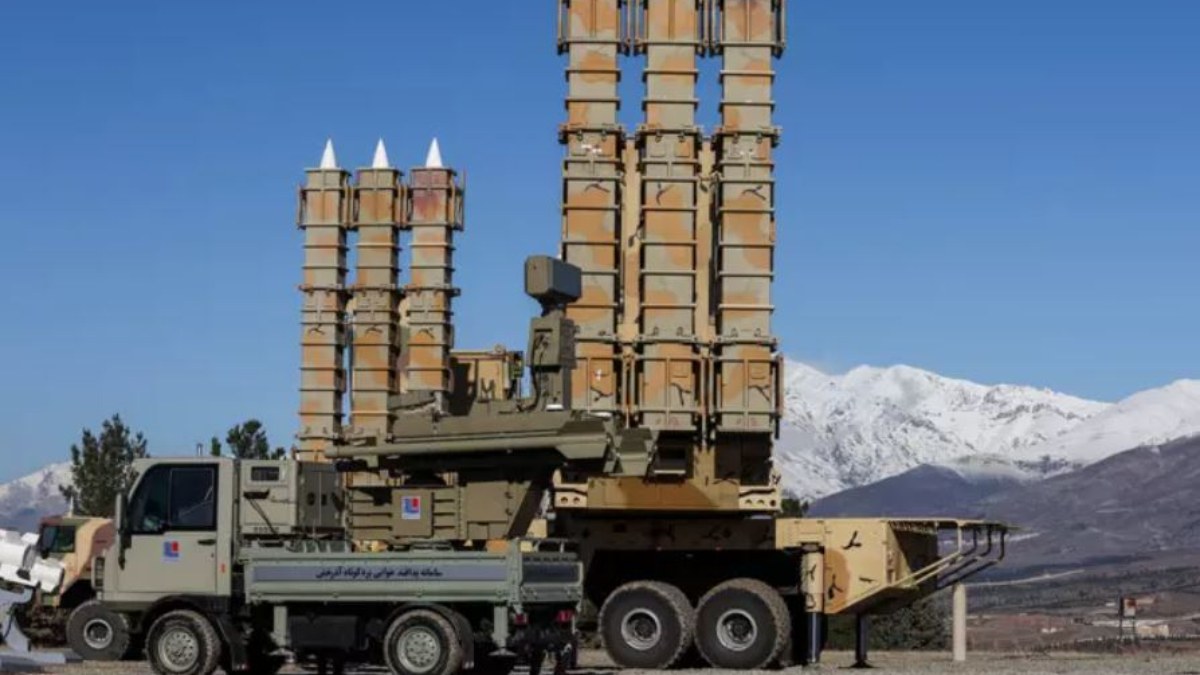 İran'ın yeni hava savunma sistemleri: Özellikleri açıklandı