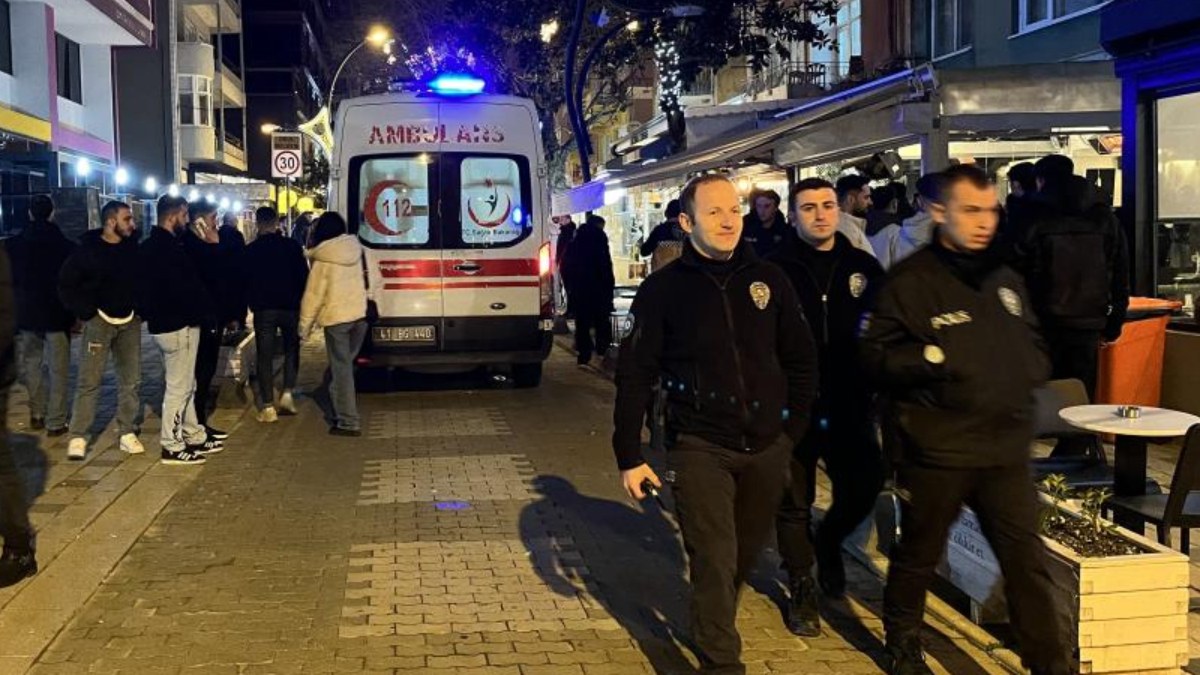 Kocaeli'de küfür kavgası: Darbedilen 2 kişi yaralandı