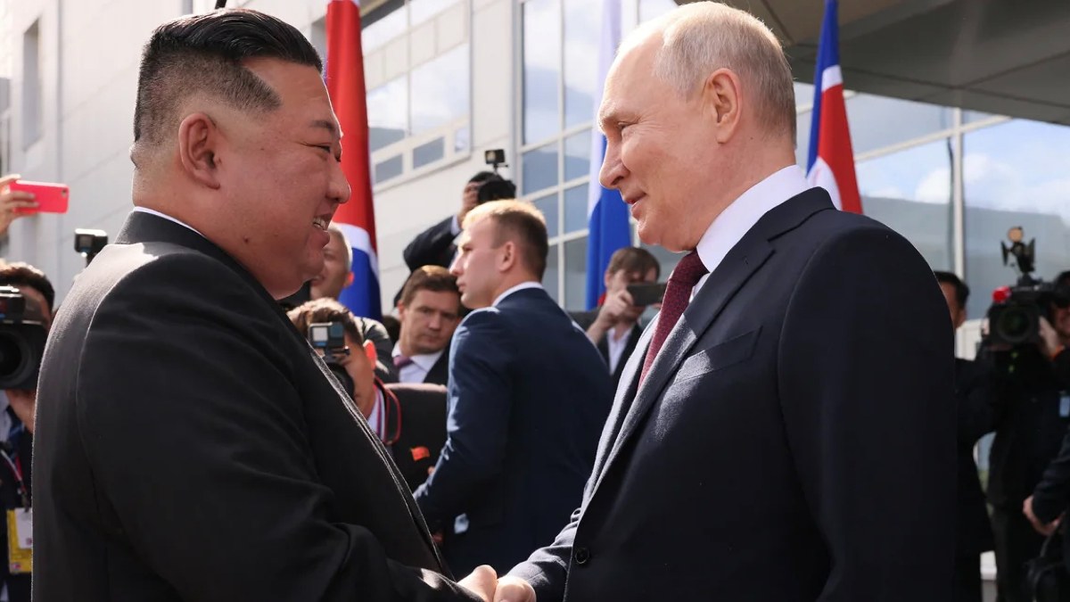 Vladimir Putin, Kuzey Kore lideri Kim’e Rus üretimi araba hediye etti