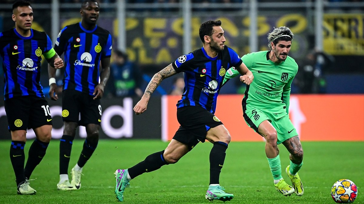 Inter, Atletico Madrid'den avantajı kaptı: PSV ile Borussia Dortmund yenişemedi