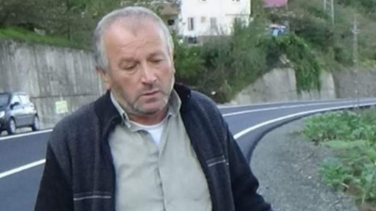 Trabzon'da otomobilin çarptığı simitçi hayatını kaybetti