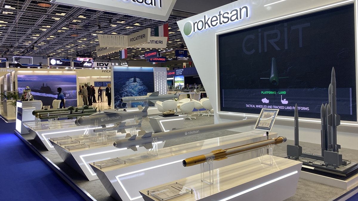 Roketsan'ın savunma sistemleri, Katar'da görücüye çıktı