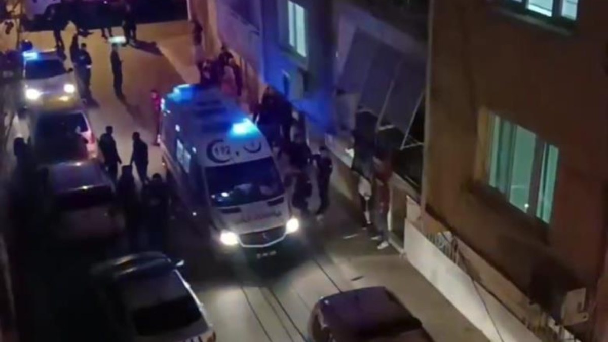 İzmir’de silahı kazara ateş alan polis yaşamını yitirdi