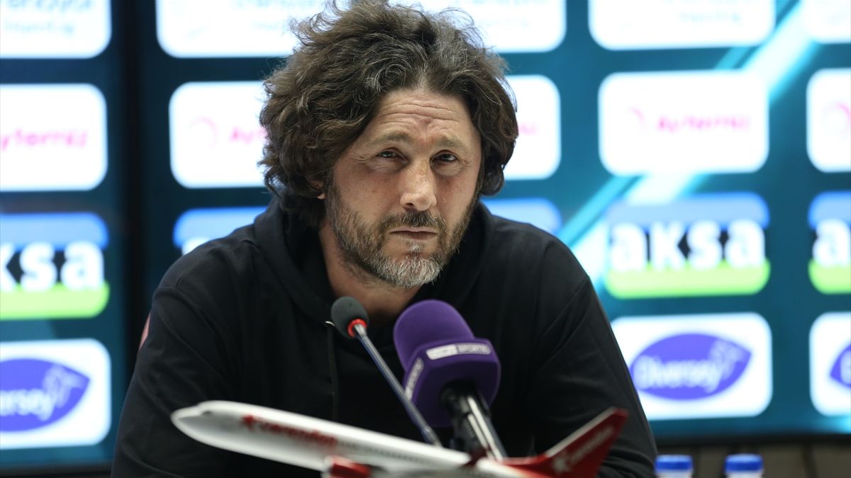 Trabzonspor'da Şenol Güneş'e veda! Yeni hoca duyuruldu