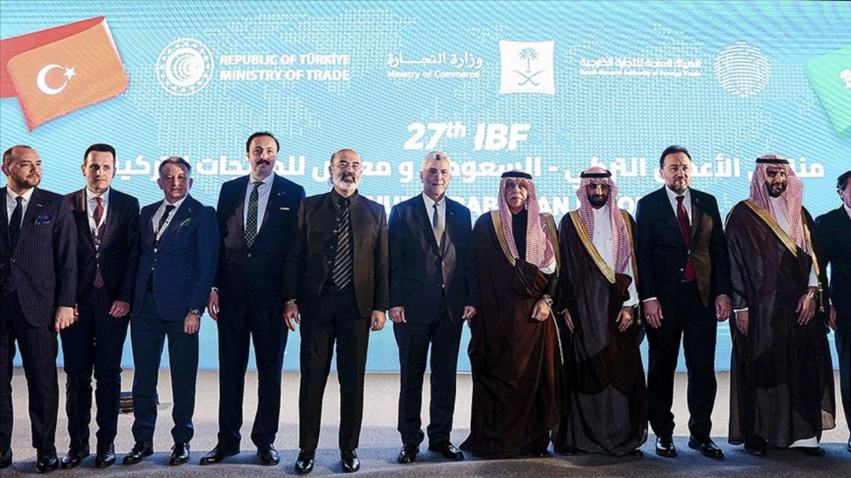 27. Uluslararası İş Forumu Riyad'da başladı! Türk insanları projelere ortak olmaya çağrıldı