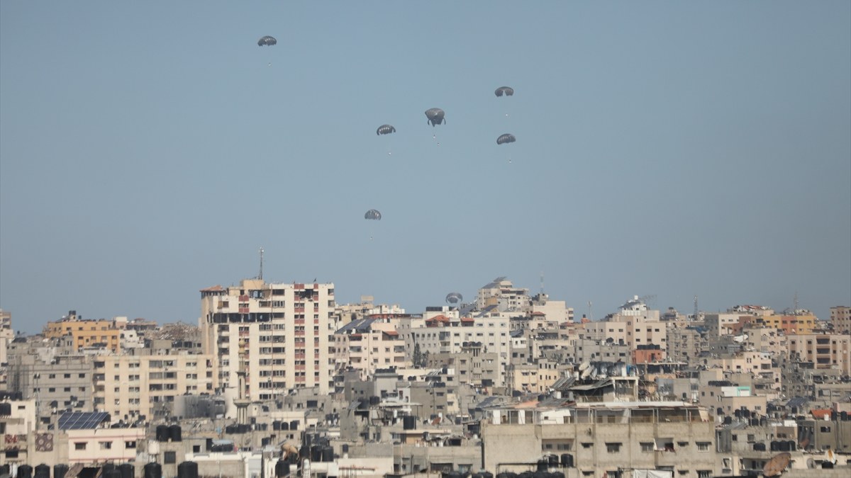 Ürdün: Gazze'nin kuzeyine insani yardım indirdik