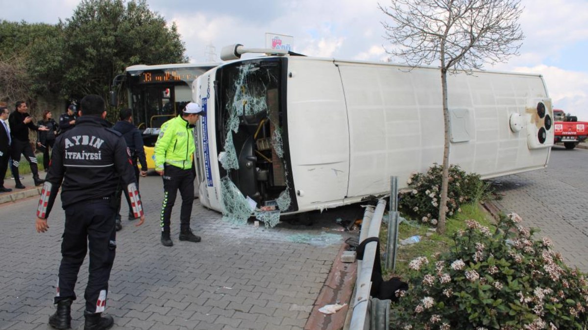 Aydın'da yolcu minibüsü kaza yaptı: 28 yaralı