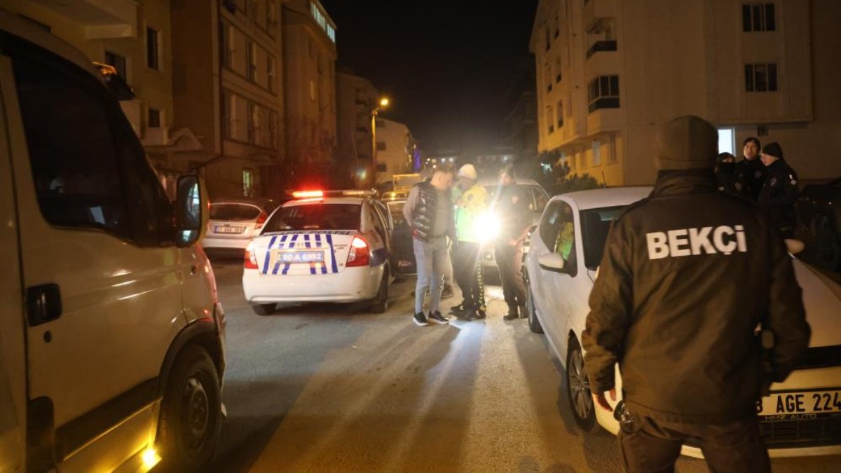 Nevşehir'de alkollü sürücü polise çarparak kaçtı