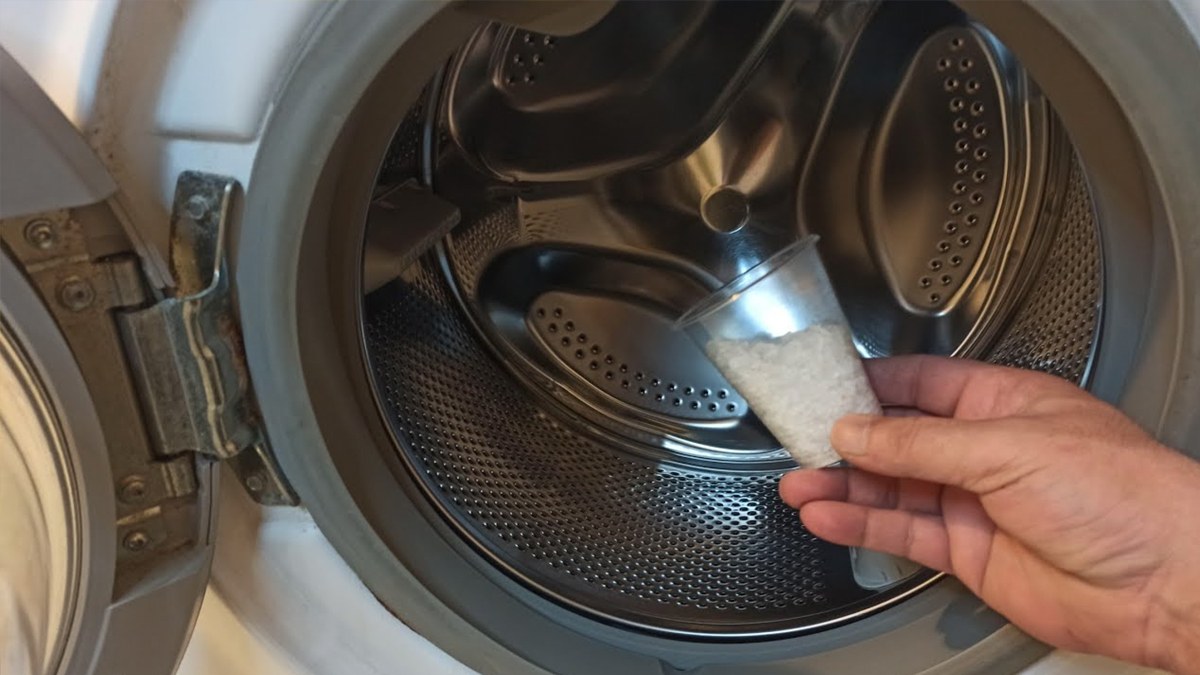 Tamircilerin sırrı: Çamaşır makinesine 1 bardak ekleyin, ömür boyu kullanın