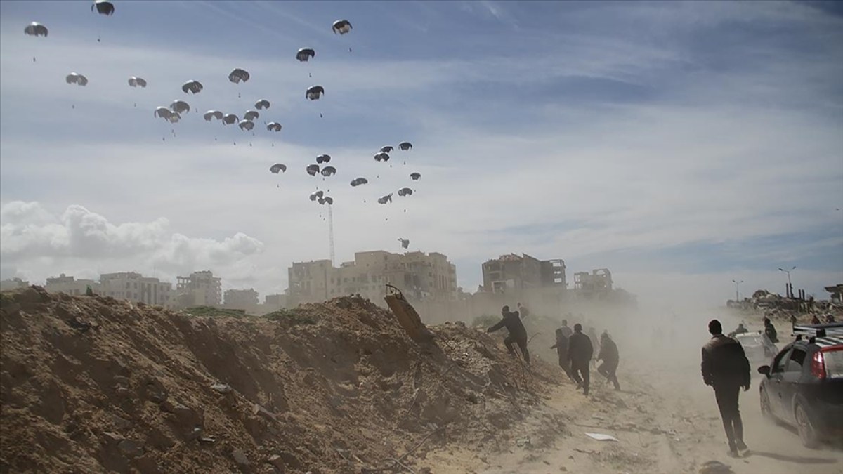Almanya'nın Gazze kararı: Havadan yardıma katılacaklar