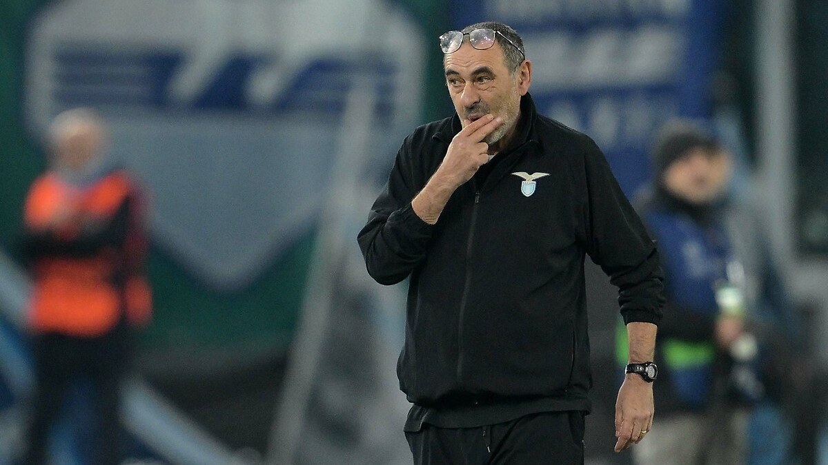 Lazio'da Maurizio Sarri istifa etti