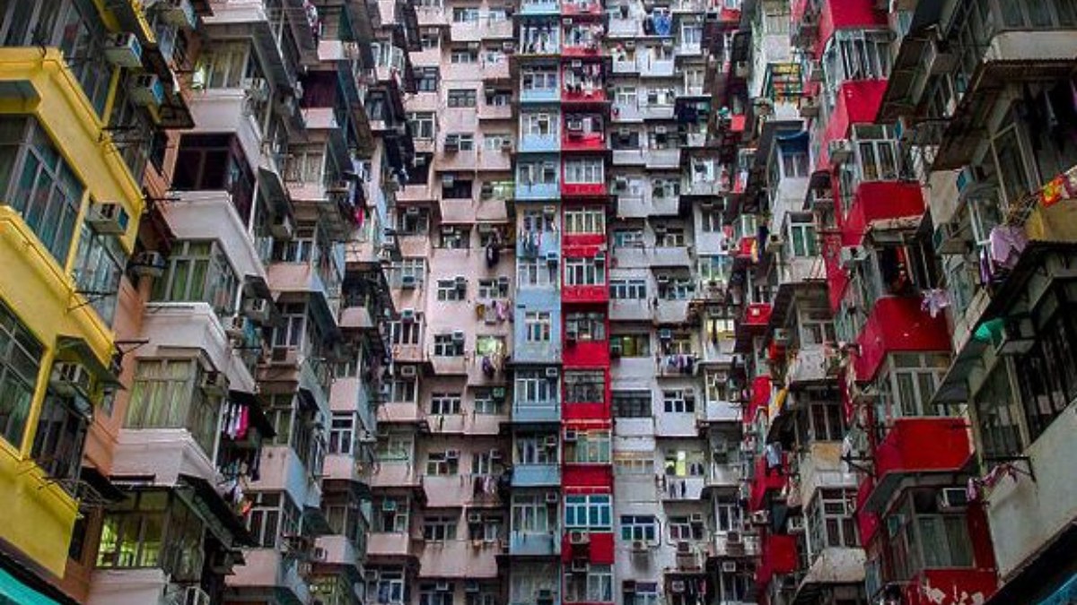 Hong Kong'un canavar binası görenleri hayrete düşürüyor! Tam 2243 daire...