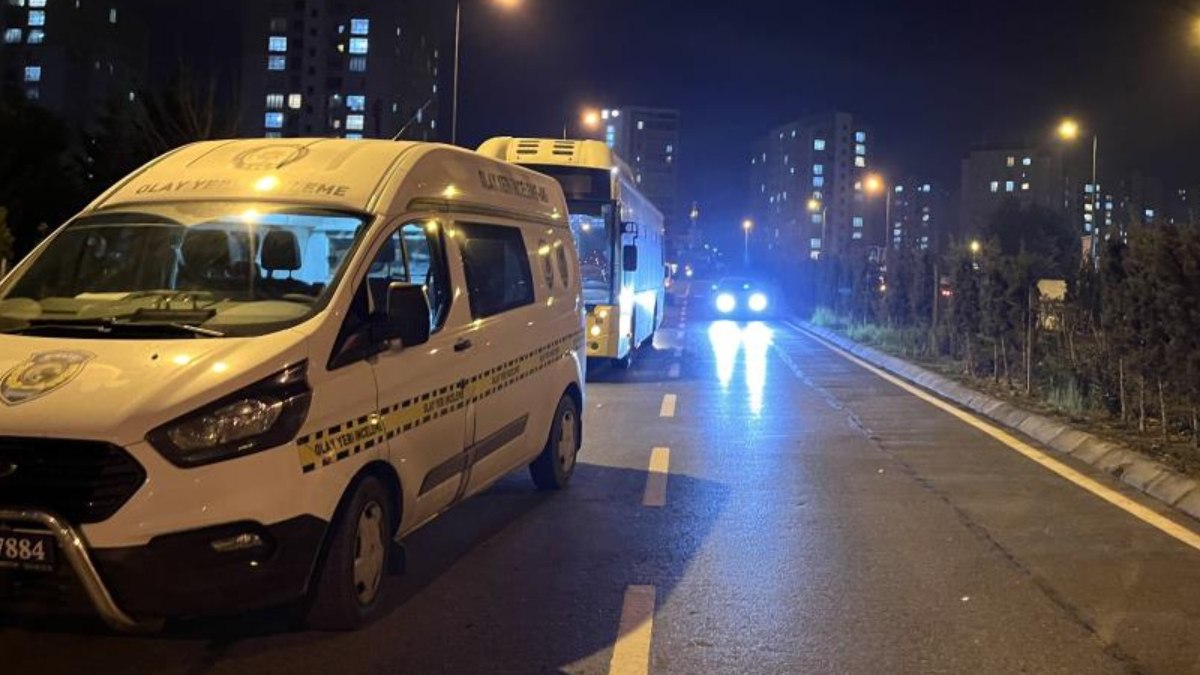 İstanbul Başakşehir'de yol kavgasında İETT şoförü bıçaklandı