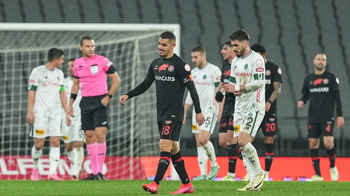 Fatih Karagümrük ile Konyaspor puanları paylaştı