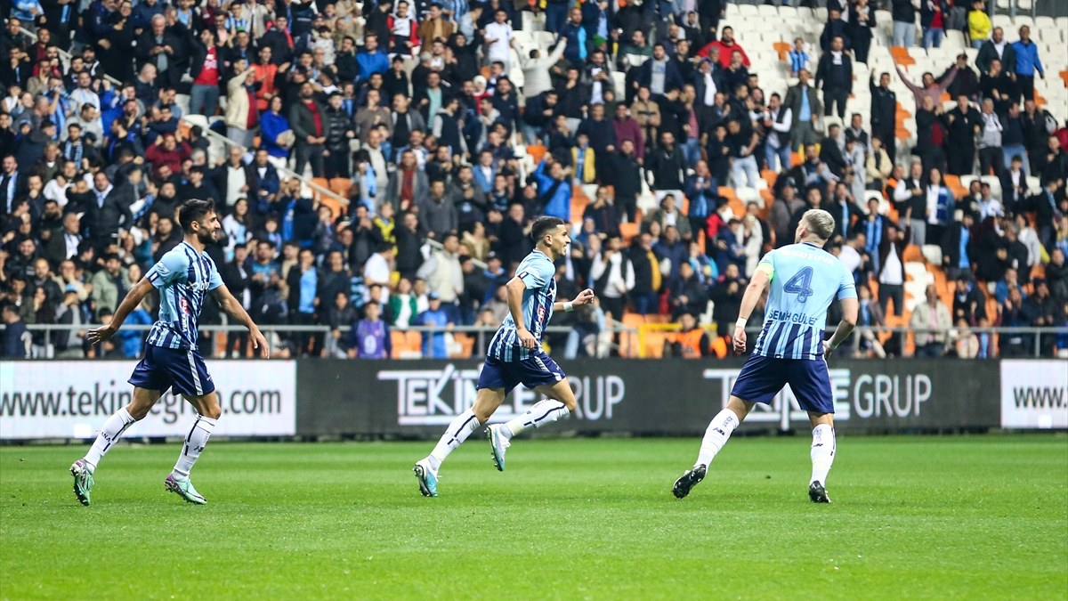 Adana Demirspor, Sivasspor karşısında dört golle güldü