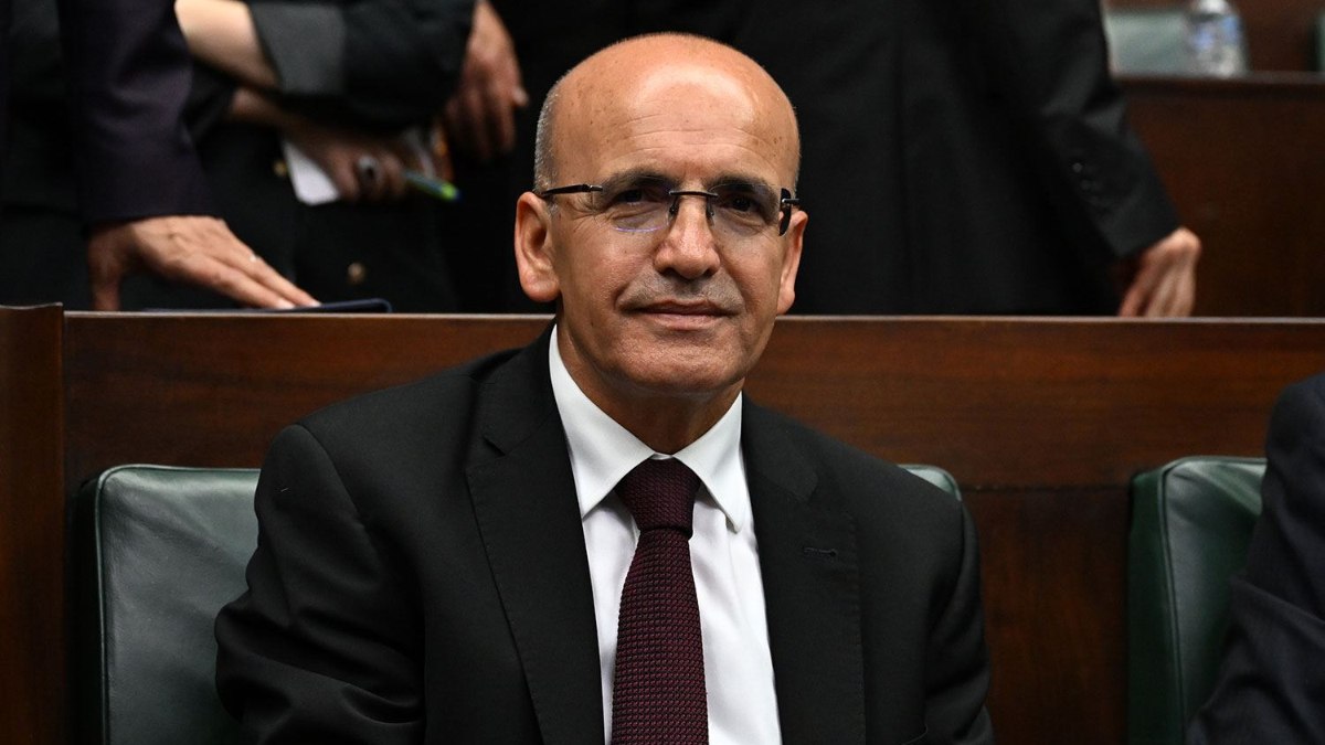 Mehmet Şimşek'ten önemli açıklamalar: Dolar iddiası, enflasyon, vergi artışı...