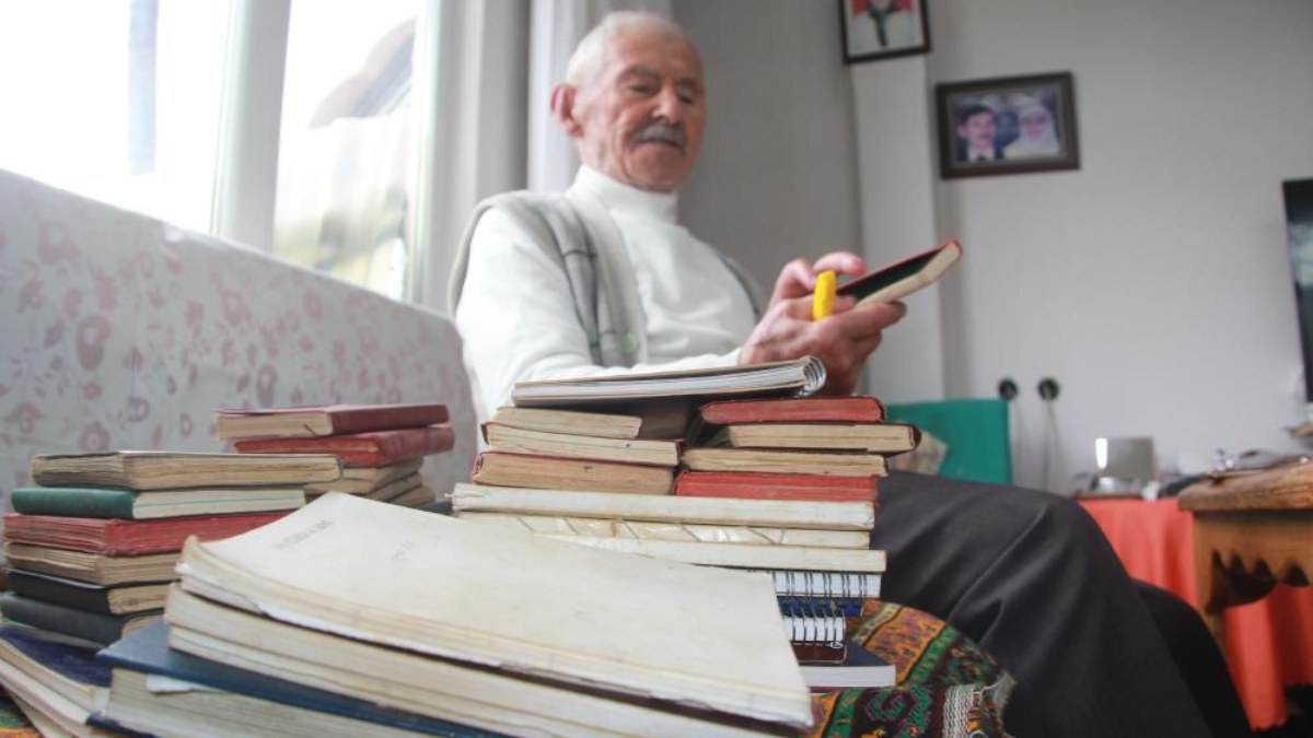 Ordu'da 100 yaşındaki adamın 'günlük' sevgisi: 72 yıldır yazıyor
