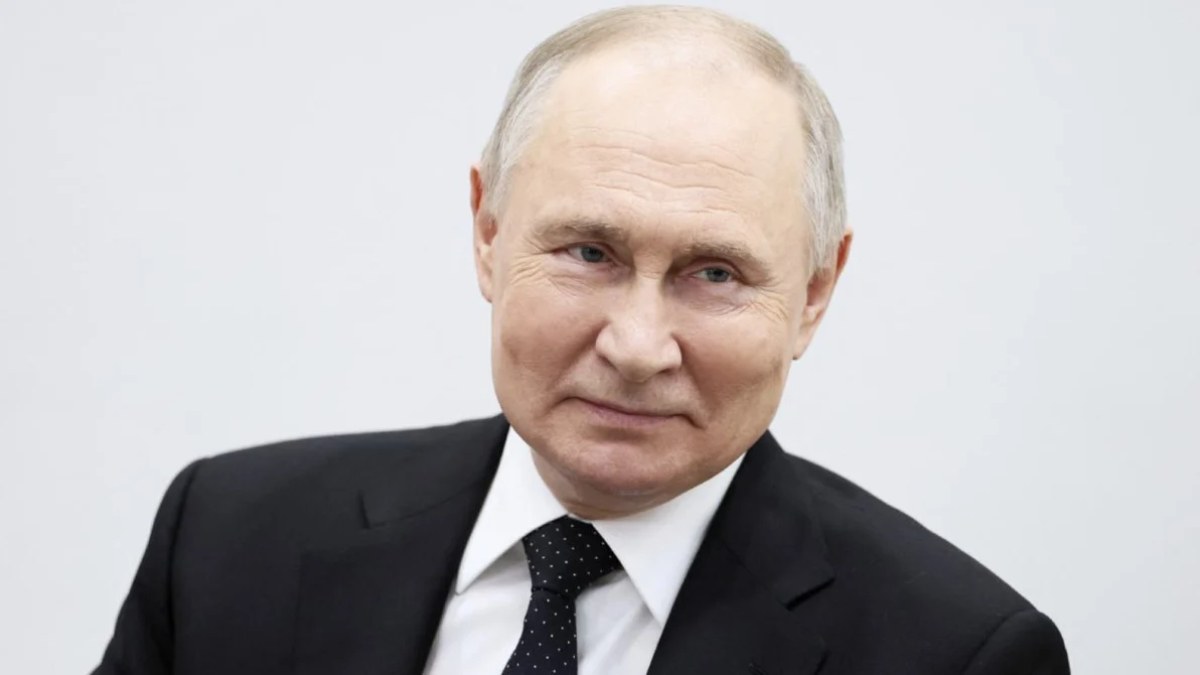 Vladimir Putin, kesin sonuca göre yüzde 87,28 oyla seçimin galibi oldu