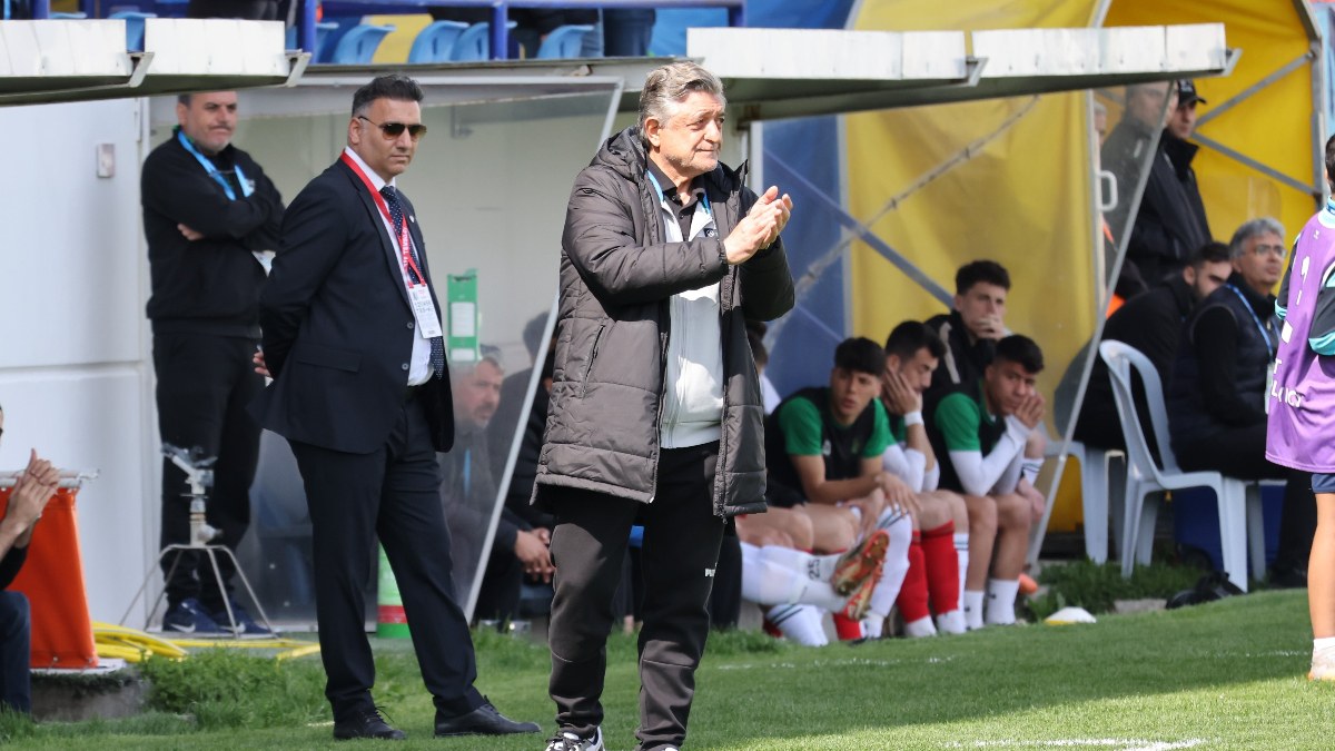 Yılmaz Vural'ın ekibi Menemen FK galibiyet serisi yakaladı