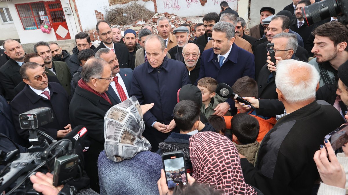 Bakan Özhaseki: Ülkemizde 500'e yakın kırılmamış fay hattı var