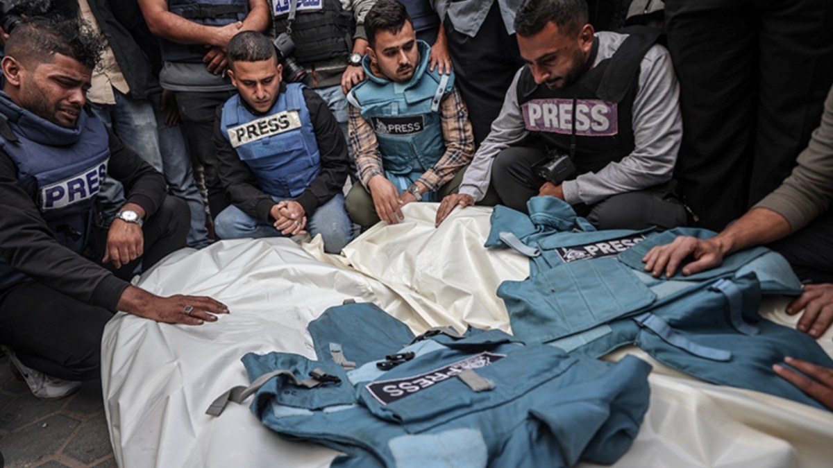 İsrail 3 gazeteciyi daha öldürdü: Toplam can kaybı 136'ya çıktı