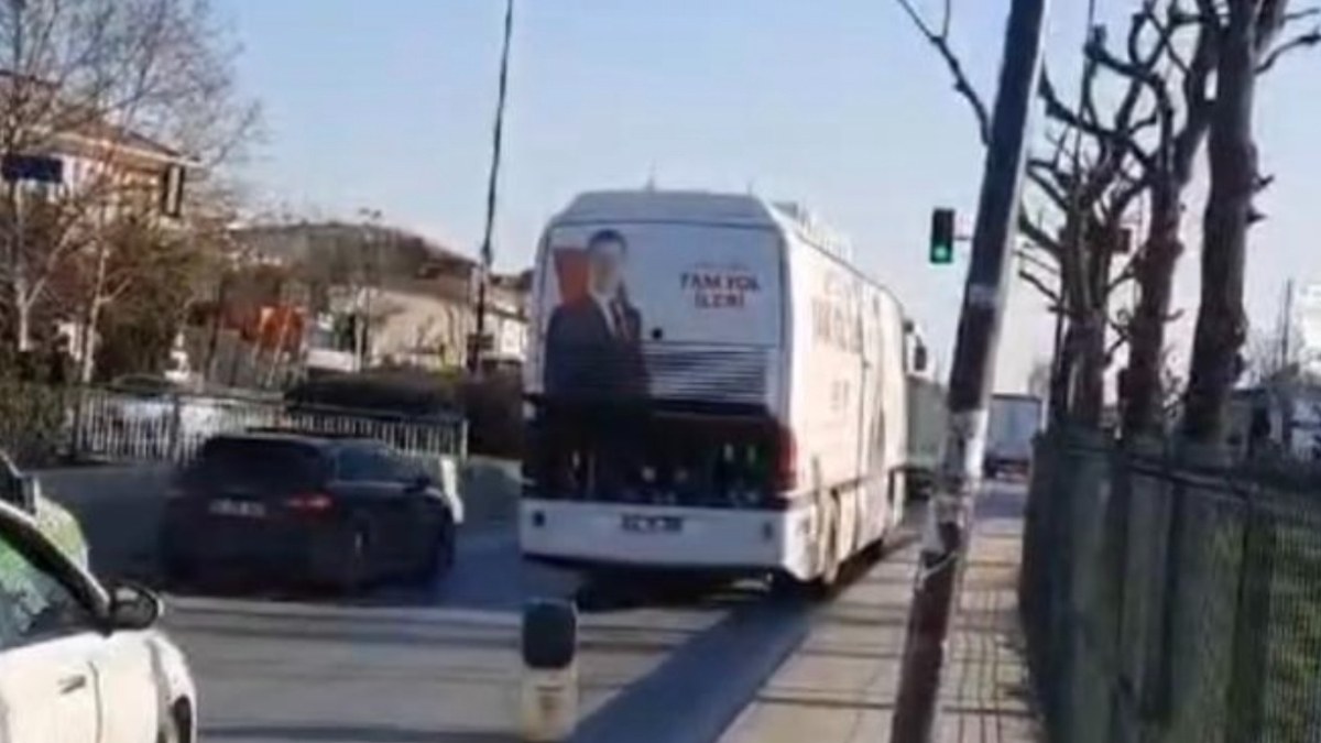 İstanbul’da bu kez de Ekrem İmamoğlu'nun seçim otobüsü arızalandı