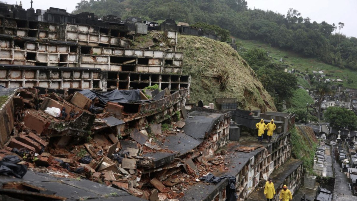 Brezilya'da yağışlar toprak kaymalarına neden oldu: 14 ölü