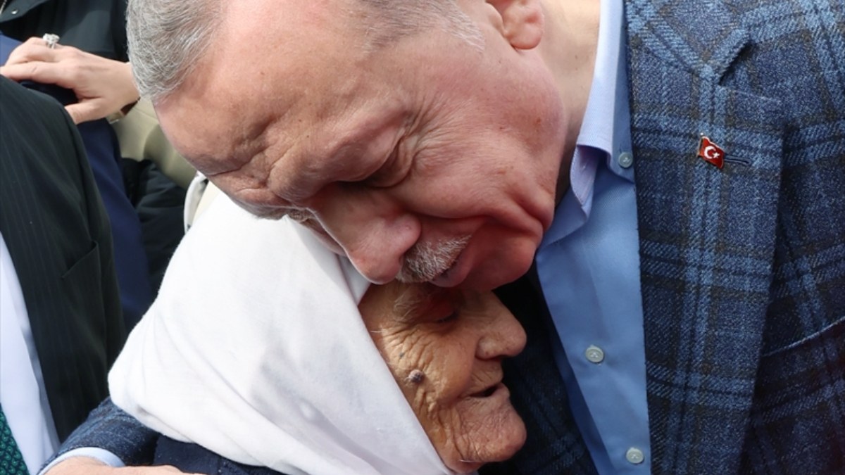 Cumhurbaşkanı Erdoğan'a Diyarbakır'da büyük sevgi...