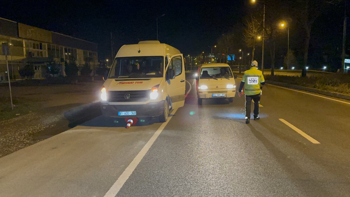 Düzce'de trafik denetimi: 122 araç trafikten men edildi