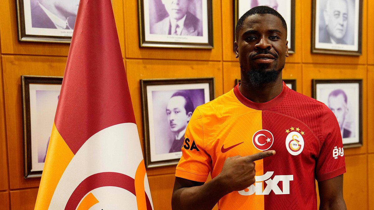 Serge Aurier'nin sahalara döneceği tarih