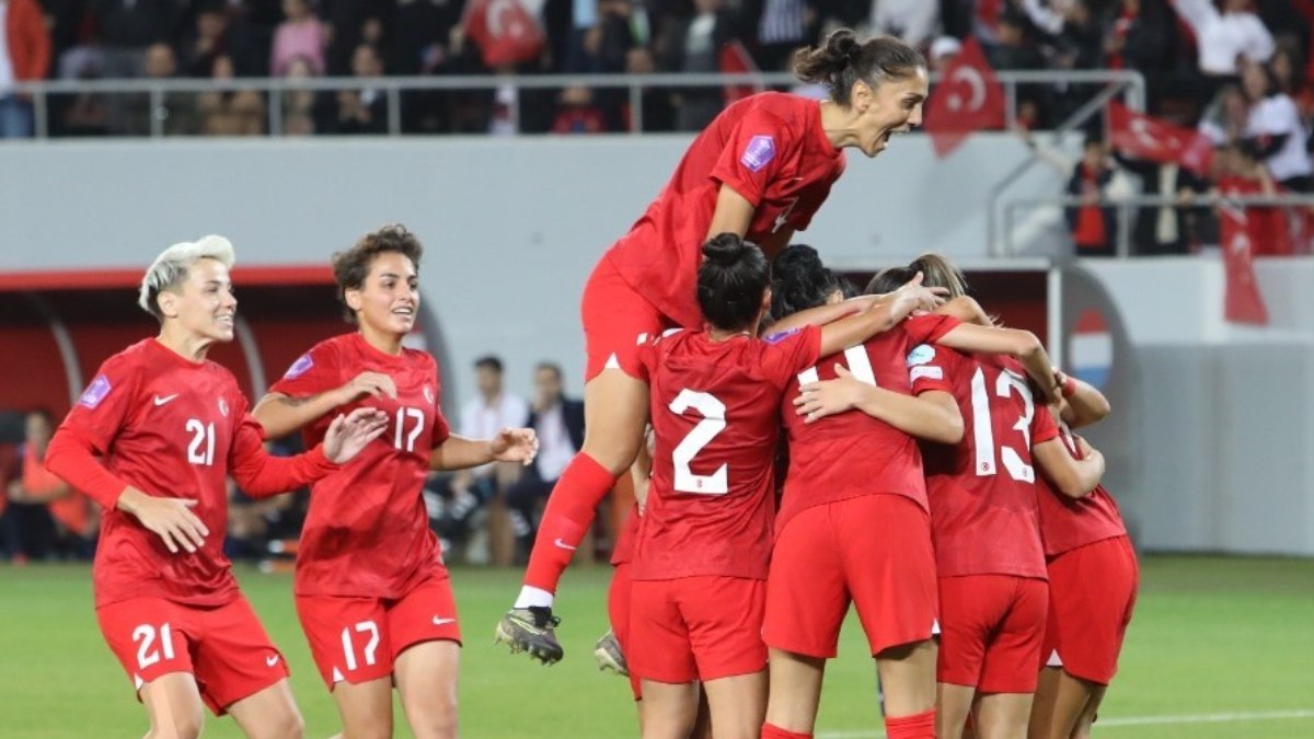 A Milli Kadın Futbol Takımı'nın aday kadrosu açıklandı