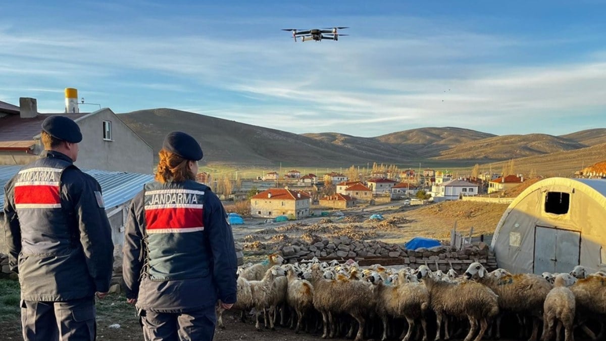Kayseri'de kaybolan 150 küçükbaş hayvanı drone buldu