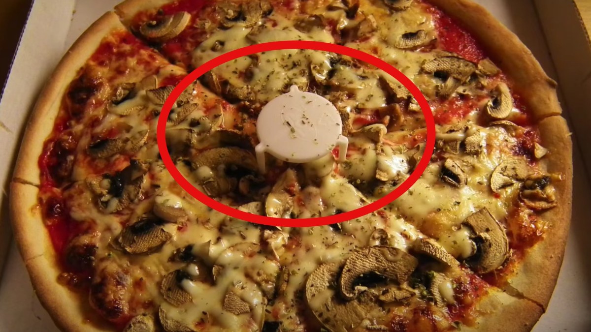 Pizza kutularındaki beyaz plastik bakın ne işe yarıyormuş