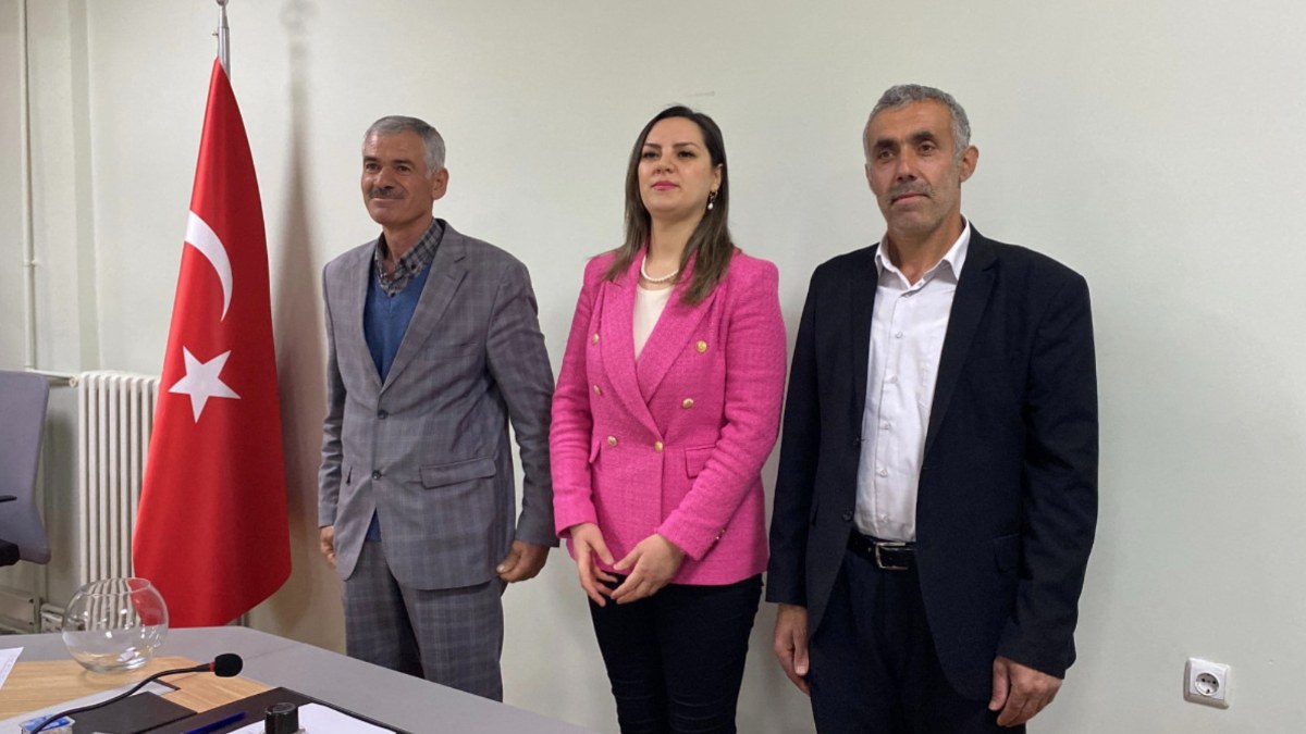Mardin'de 2 adaya sandıktan eşit oy çıktı: Seçim kurayla belirlendi
