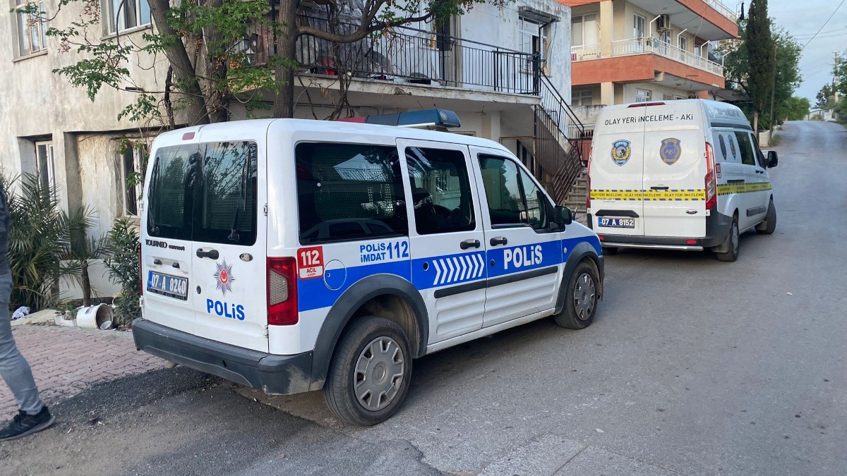Antalya'da komşu kavgasında kan aktı: 1 ölü